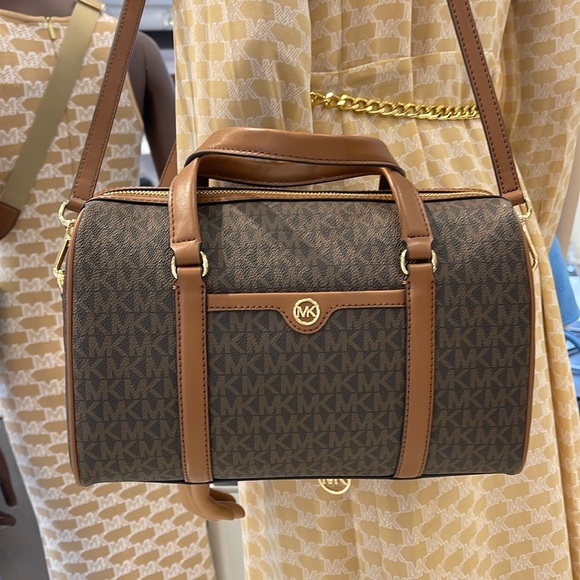 MICHAEL KORS JST TRAVEL MEDIUM DUFFLE SATCHEL SHOULDER CROSSBODY BAG MK BROWN - Picture 7 of 16